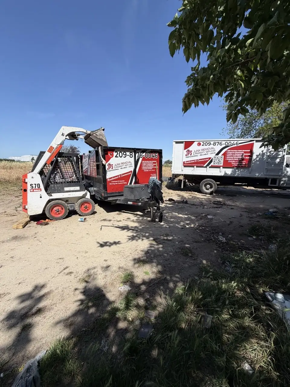 Yard & Land Clearing crew working on a job in Modesto and the Central Valley
